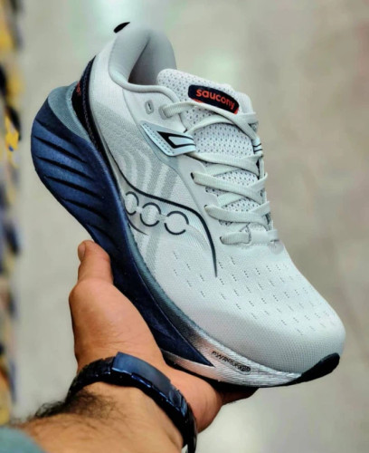 کتونی ساکونی رانینگ تریمپ۲۲ کیفیت مشابه اصلی سایز 40 تا 45 Saucony Triumph 22