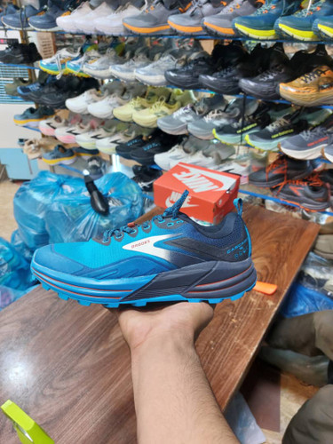 کتونی بروکس کاسکادیا 16 سایز 40 تا 45 BROOKS CASCADIA 16