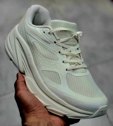 کتونی رانینگ ساکونی سایز 40 تا 45 SAUCONY