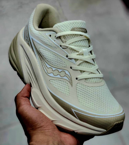کتونی رانینگ ساکونی سایز 40 تا 45 SAUCONY