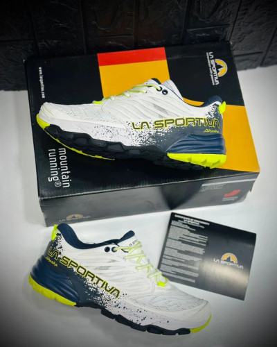 کتونی کوهنوردی و طبیعت گردی لاسپورتیوا سایز ۴۰ تا ۴۵ La Sportiva Ultra Raptor II