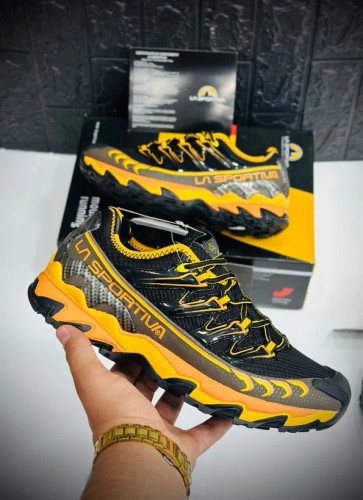 کتونی کوهنوردی و طبیعت گردی لاسپورتیوا سایز ۴۰ تا ۴۵ La Sportiva Ultra Raptor II