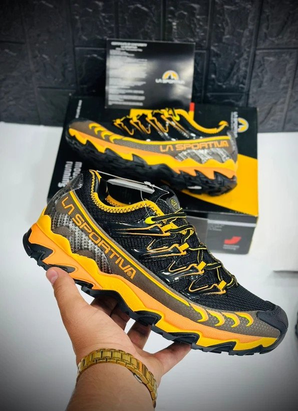 کتونی کوهنوردی و طبیعت گردی لاسپورتیوا سایز ۴۰ تا ۴۵ La Sportiva Ultra Raptor II