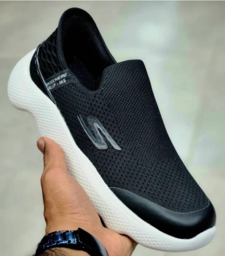 کتونی اسکیچرز بدون بند طبی سایز 40 تا 45 SKECHERS