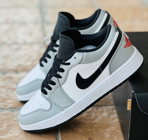 کتونی ساق دار نایک ایر جردن وان سایز 37 تا 45 NIKE AIR JORDAN