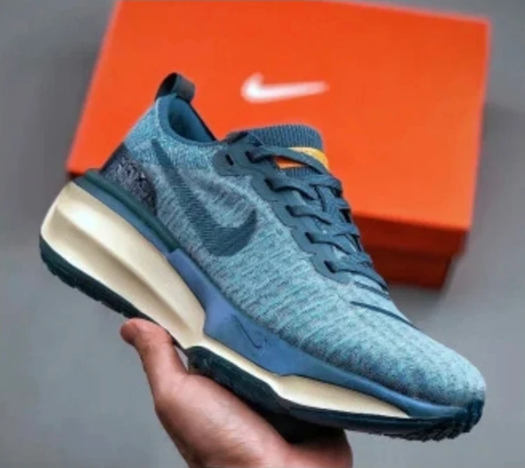کتونی رانینگ اسپرت نایک زوم ایکس اینوینسیبل 3 سایز ۴۰ تا ۴۵ Nike ZoomX Invincible 3