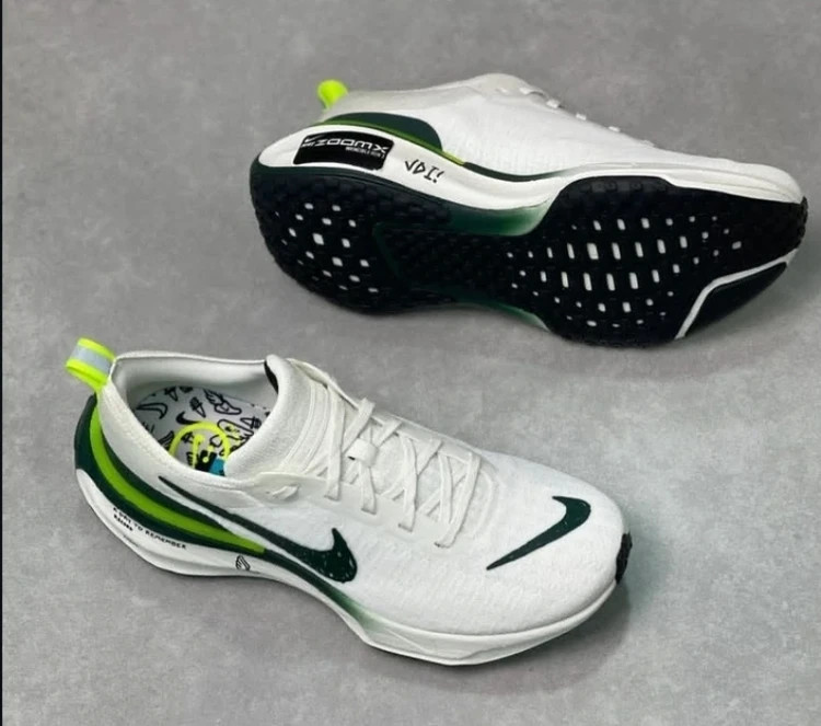 نایک زوم ایکس اینوینسیبل 3 سایز ۴۰ تا ۴۵ Nike ZoomX Invincible 3