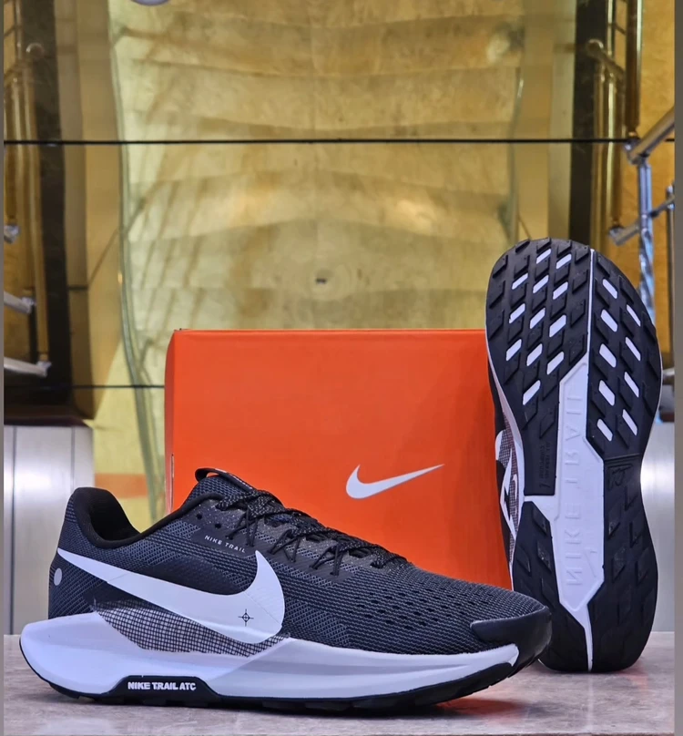 کتونی رانینگ نایک پگاسوس تریل 5 سایز ۴۰ تا ۴۵   Nike pegasus Treil5