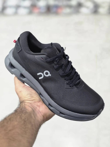 کتونی رانینگ آن رانینگ کیوسی کلودزون سایز 40 الی 45 On Running QC Cloudzone