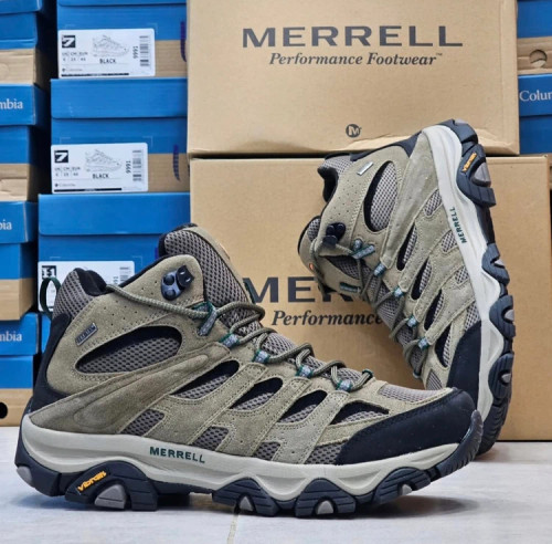 بوت کوهنوردی و طبیعت گردی مرل گورتکس سایز ۴۰ الی ۴۵ Merrell Moab 3 Mid GTX