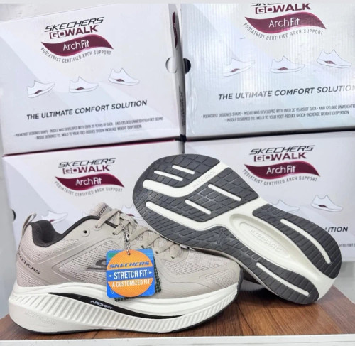 کتونی طبی اسکیچرز go run سایز ۴۰تا ۴۵ SKECHERS GO RUN