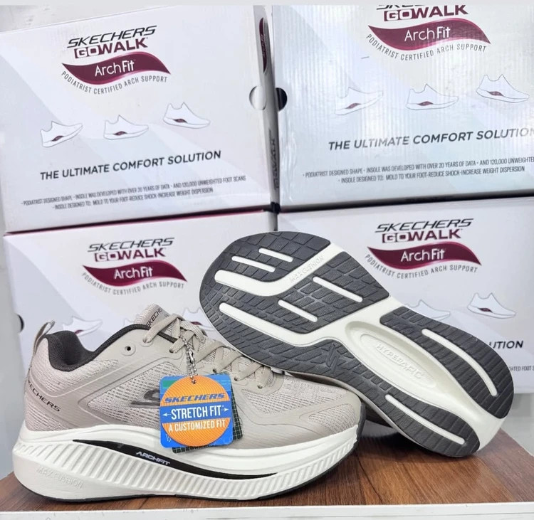 کتونی طبی اسکیچرز go run سایز ۴۰تا ۴۵ SKECHERS GO RUN