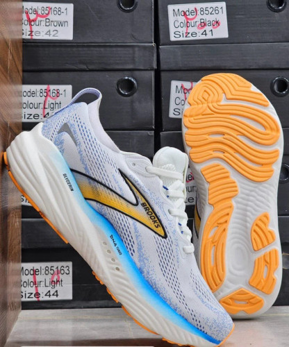 کتونی رانینگ بروکس گلیسرین ۲۲ سایز ۴۰ تا ۴۵ Brooks Glycerin GTS 22