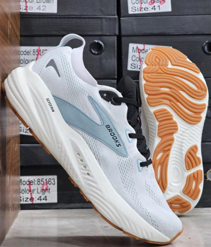 کتونی رانینگ بروکس گلیسرین ۲۲ سایز ۴۰ تا ۴۵ Brooks Glycerin GTS 22