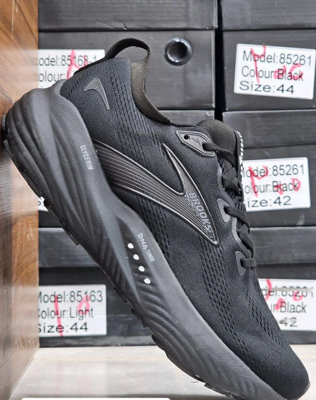 کتونی رانینگ بروکس گلیسرین ۲۲ سایز ۴۰ تا ۴۵ Brooks Glycerin GTS 22