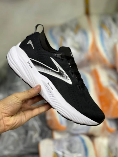 کتونی رانینگ بروکس گلیسرین ۲۲ سایز ۴۰ تا ۴۵ Brooks Glycerin GTS 22
