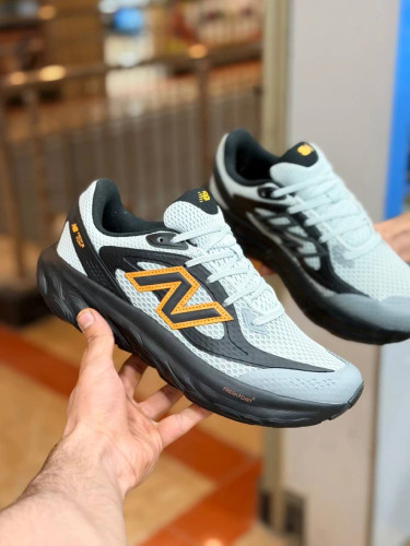 کتونی رانینگ نیوبالانس فرش فوم سایز ۴۰ تا ۴۵ New balance Fresh Foam