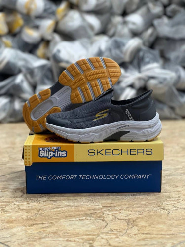 کتونی پیاده روی بدون بند طبی اسکیچرز سایز 40 تا 45 Skechers Slip Ins