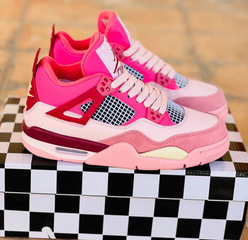 کتونی اسپرت نایک ایر جردن 4 سایز 37 الی 40 Nike Air jordan 4