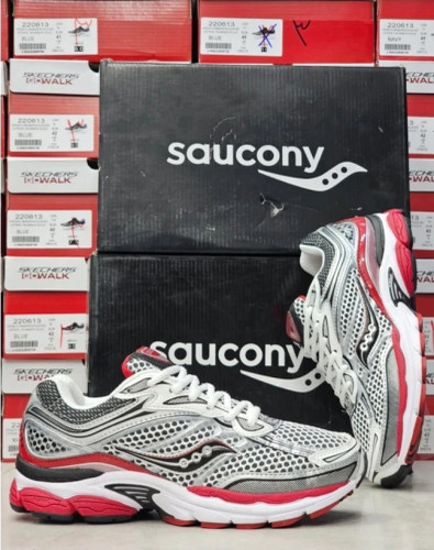 کتونی ساکونی تور درشت سایز ۴۰ تا ۴۵ 9 Saucony omni