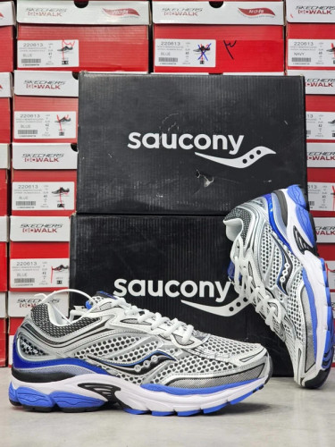 کتونی ساکونی تور درشت سایز ۴۰ تا ۴۵ 9 Saucony omni