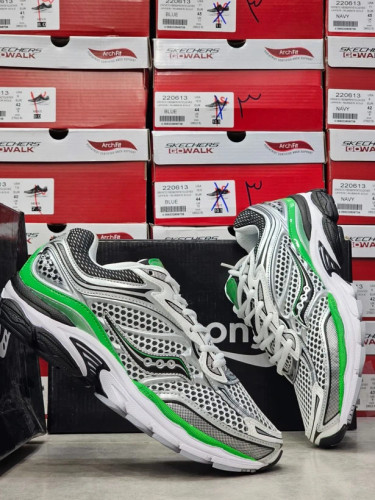 کتونی ساکونی تور درشت سایز ۴۰ تا ۴۵ 9 Saucony omni
