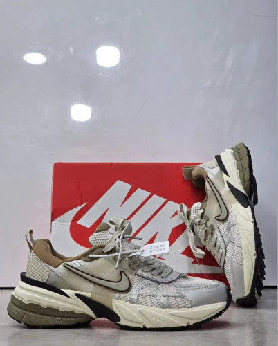 کتونی نایک وی تو کی 37 تا 45 Nike V2k Run