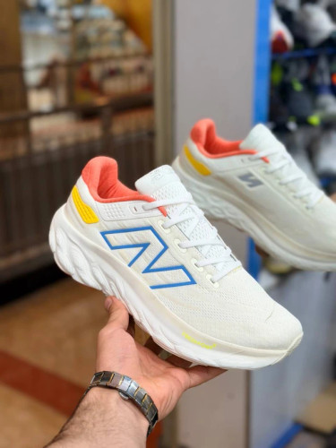 کتونی پیادهروی و رانینگ نیوبالانس سایز ۴۰ تا ۴۵ New balance Fresh Foam 1080