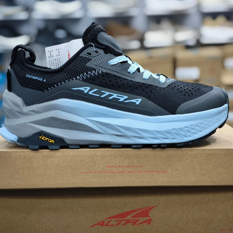 کتونی تراکینگ آلترا مدل المپوس ۶ مشکی آبی سایز ۴۰ تا ۴۵ altra Olympus 6