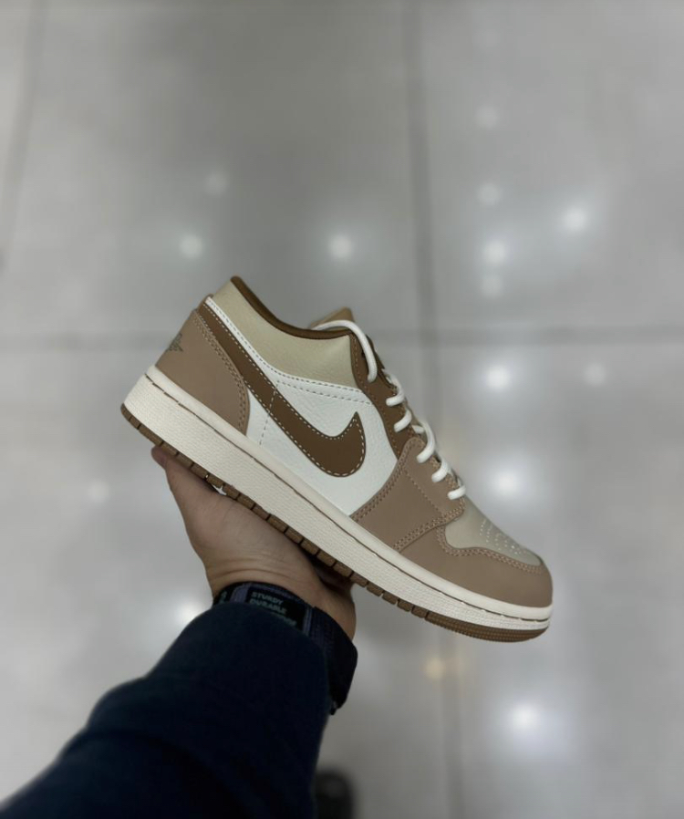 کتونی ایر جردن وان کرم سفید بژ سایز 37 تا 45 NIKE AIR JORDAN