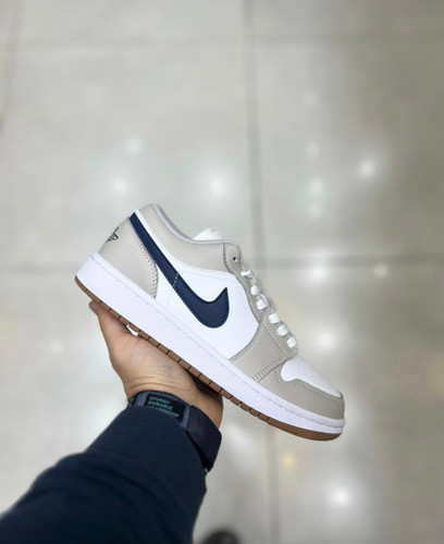 کتونی ایر جردن وان کرم سفید مشکی سایز 37 تا 45 NIKE AIR JORDAN