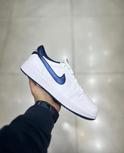 کتونی ایر جردن وان سفید سرمه ای تیره سایز 37 تا 45 NIKE AIR JORDAN