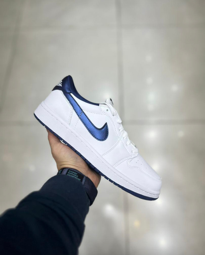 کتونی ایر جردن وان سفید سرمه ای تیره سایز 37 تا 45 NIKE AIR JORDAN