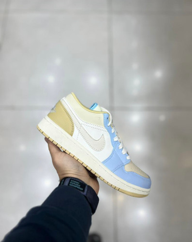 کتونی ایر جردن وان چند رنگ سایز 37 تا 45 NIKE AIR JORDAN