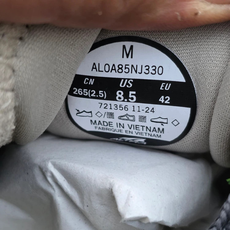 کتونی تراکینگ آلترا مدل المپوس ۶ مشکی سایز ۴۰ تا ۴۵ altra Olympus 6