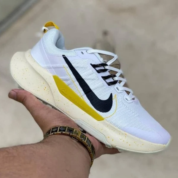 کتونی اسپرت نایک جونیپر تریل 2 سفید مشکی زرد سایز 39 الی 45 Nike Juniper Trail 2