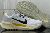 کتونی اسپرت نایک جونیپر تریل 2 سفید مشکی زرد سایز 39 الی 45 Nike Juniper Trail 2