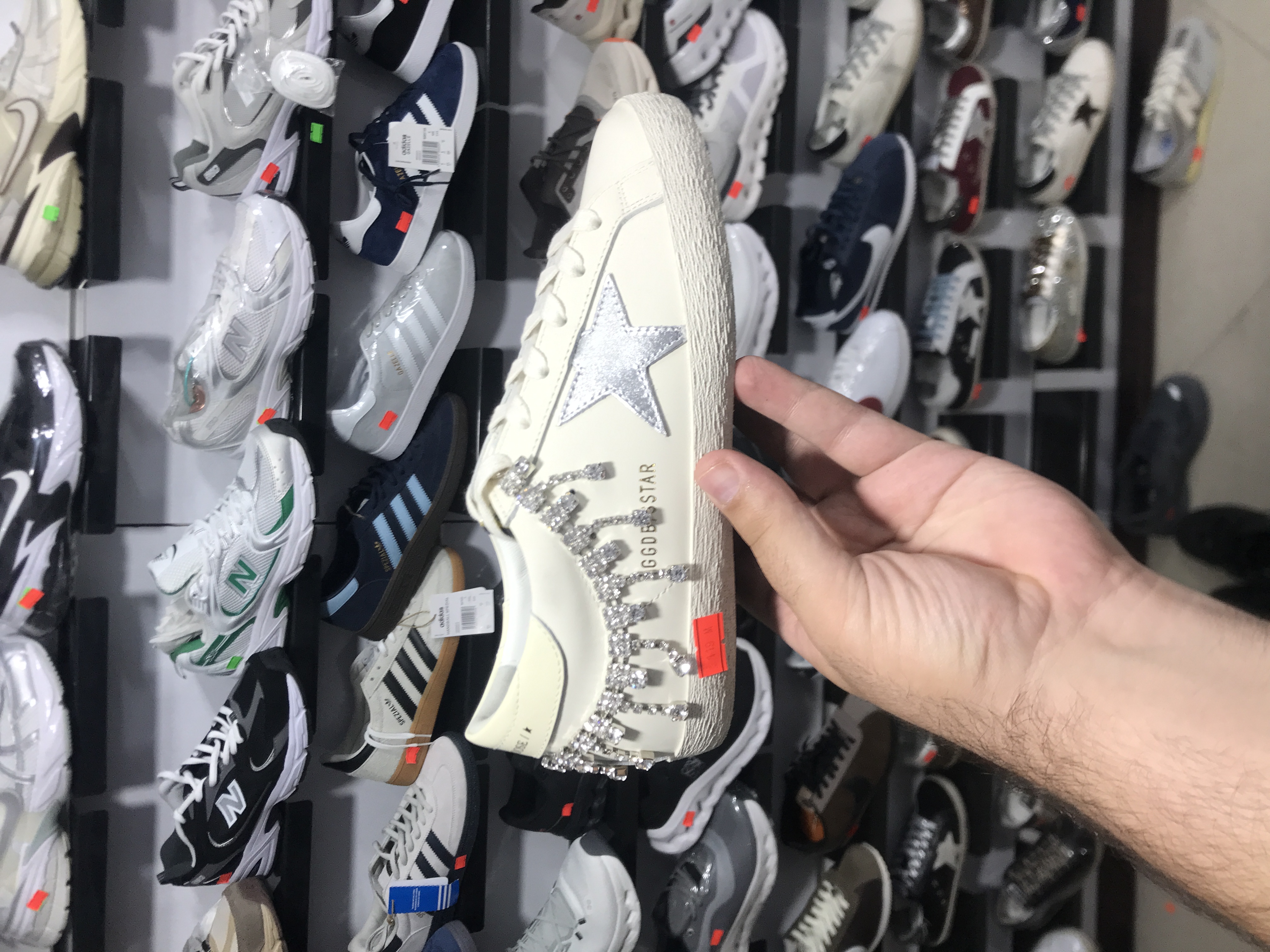 کتونی گلدن گوس سایز ۳۷ تا ۴۰ Golden goose