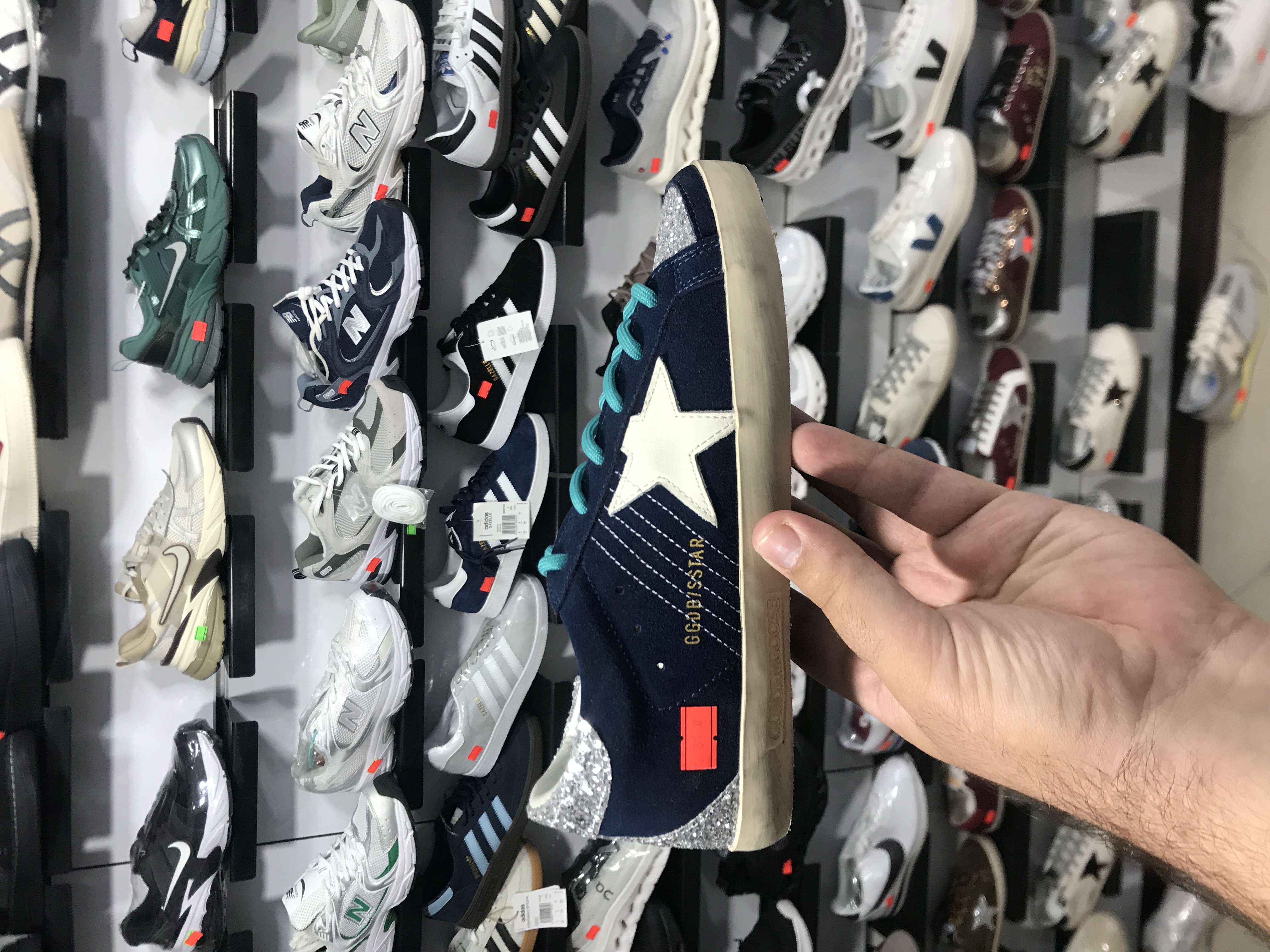 کتونی گلدن گوس سایز ۳۷ تا ۴۰ Golden goose