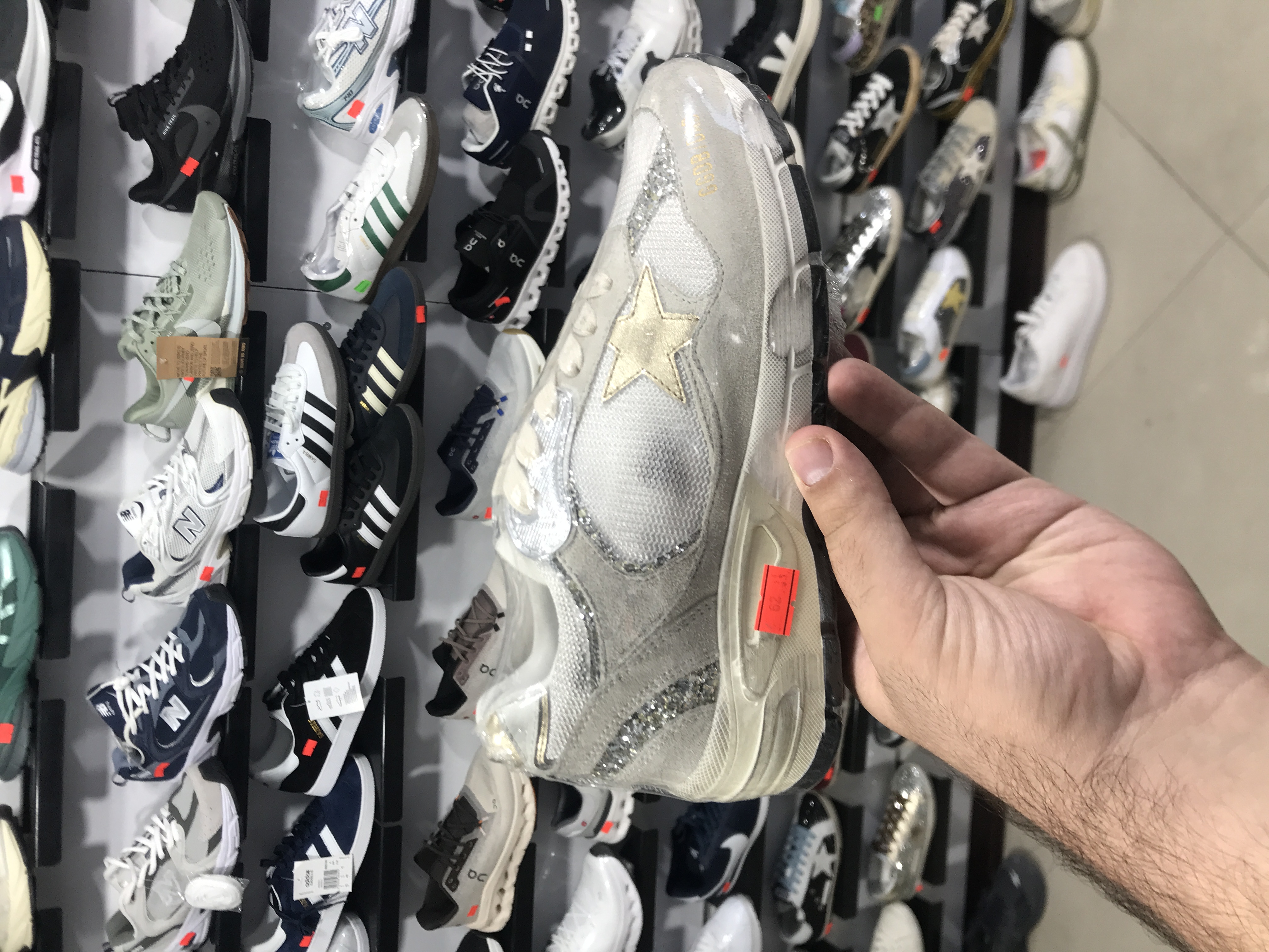 کتونی گلدن گوس سایز ۳۷ تا ۴۰ Golden goose