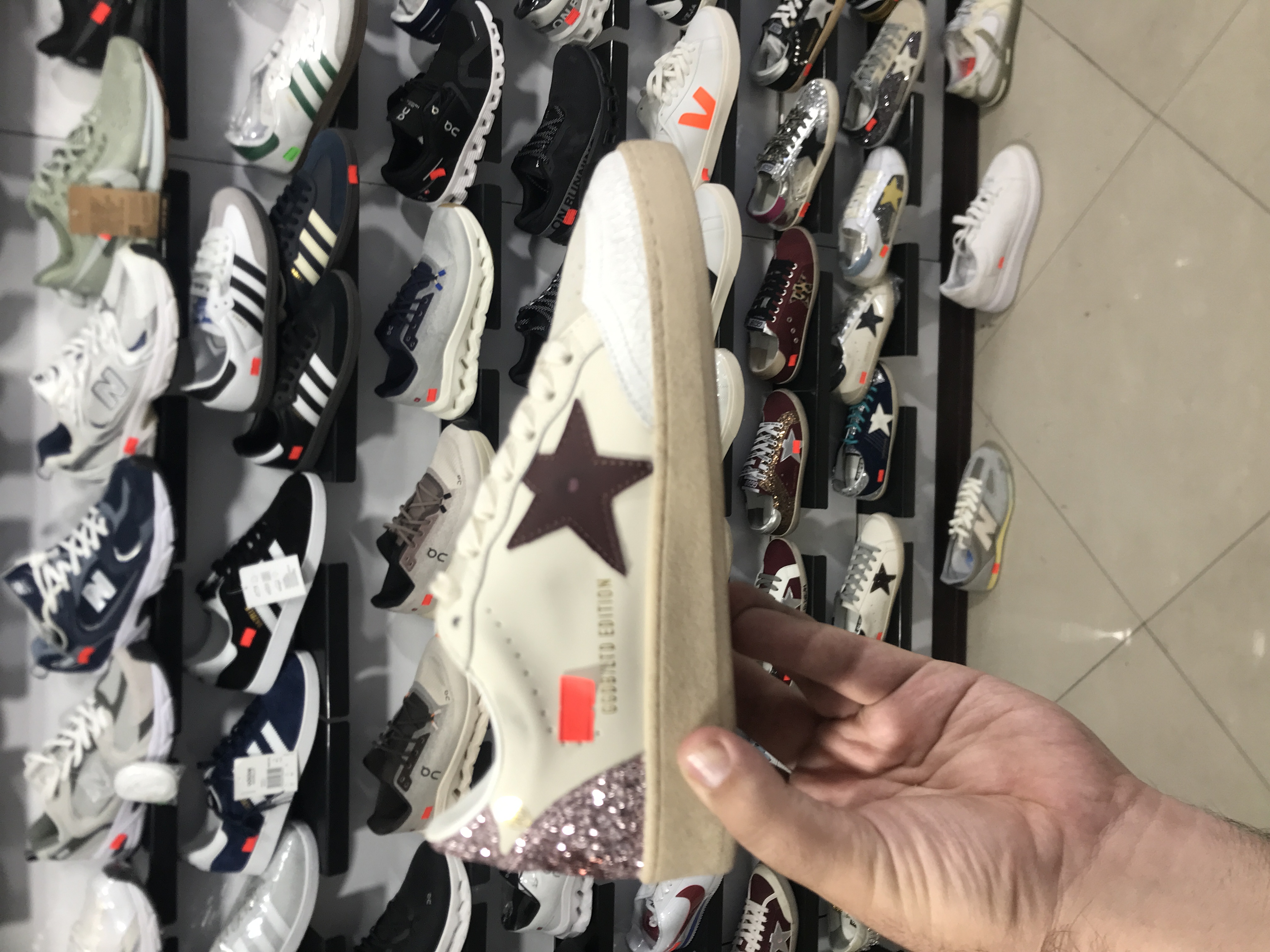 کتونی گلدن گوس سایز ۳۷ تا ۴۰ Golden goose