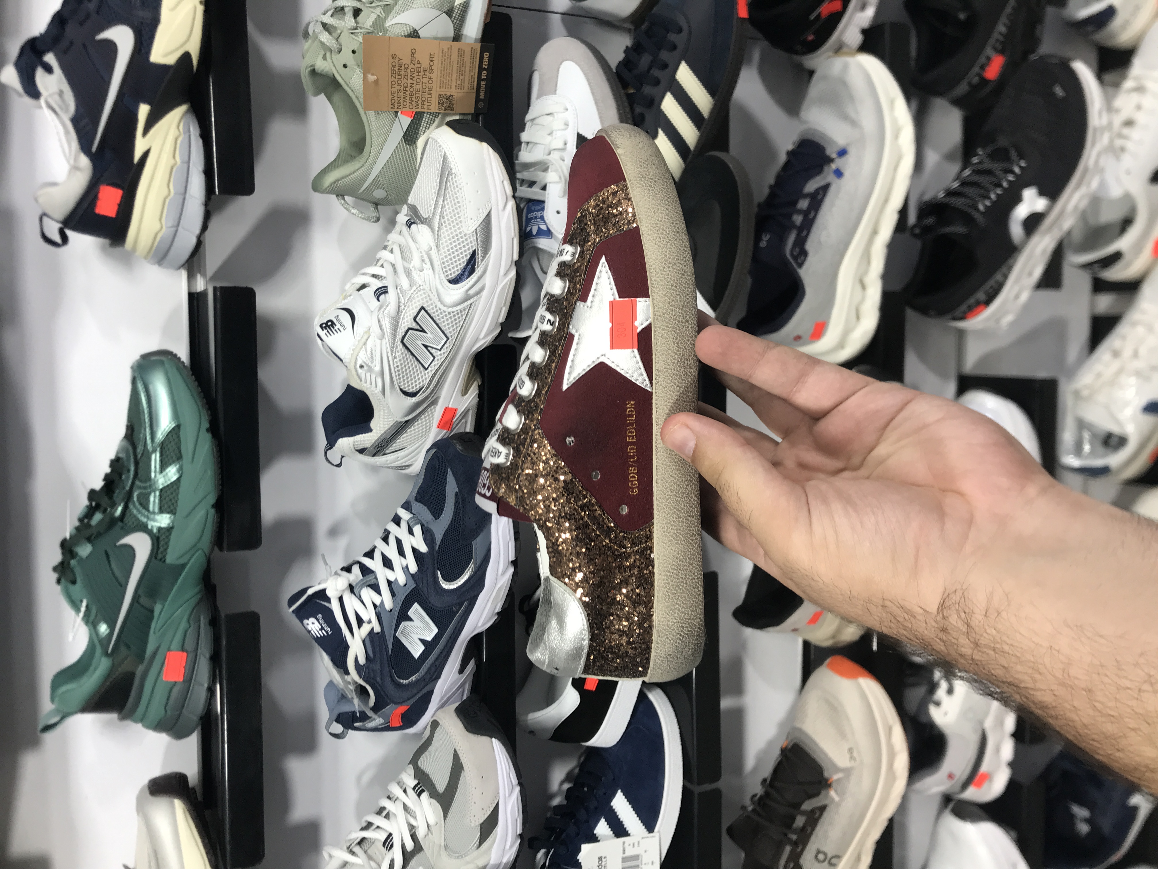 کتونی گلدن گوس سایز ۳۷ تا ۴۰ Golden Goose