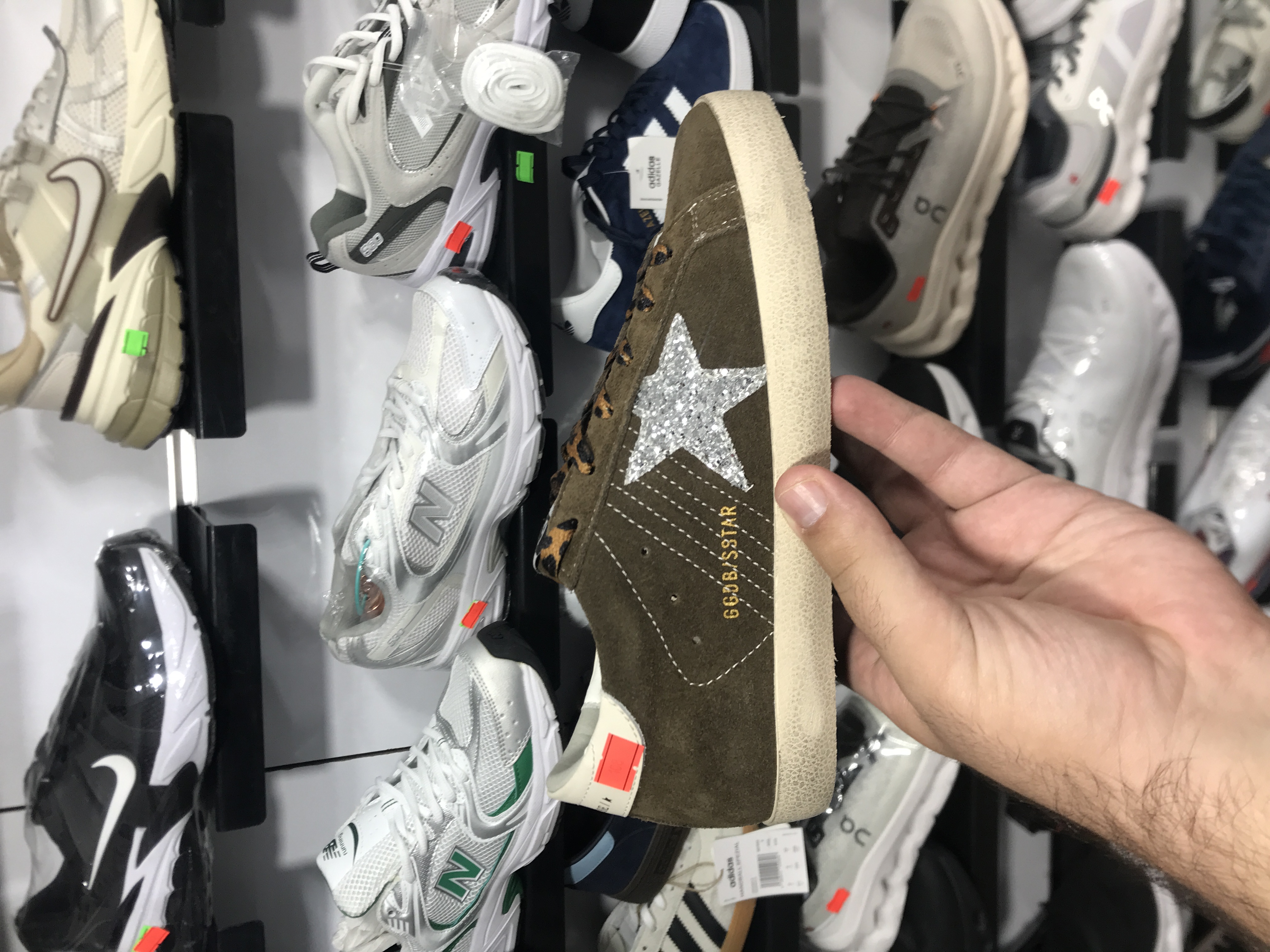 کتونی گلدن گوس سایز ۳۷ تا ۴۰ Golden Goose