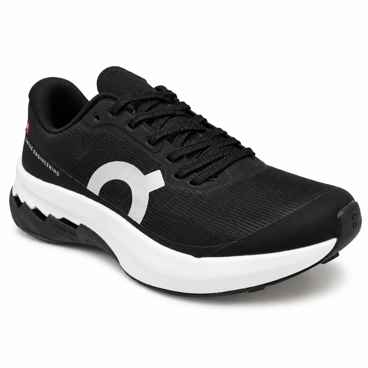 کتونی آن رانینگ کلود زون مشکی سفید سایز 37 تا 40 ON RUNNING CLOUD ZONE