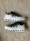 کتونی آن رانینگ کلود تیلت رنگ طوسی مشکی سایز 39 تا 44 ON RUNNING CLOUD TILT GREY BLACK