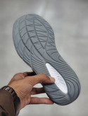 کتونی اسیکس کومولوس 27 سایز 40 تا 45 مشکی سفید ASICS CUMULUS 27